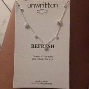 Unwritten Flower Necklace